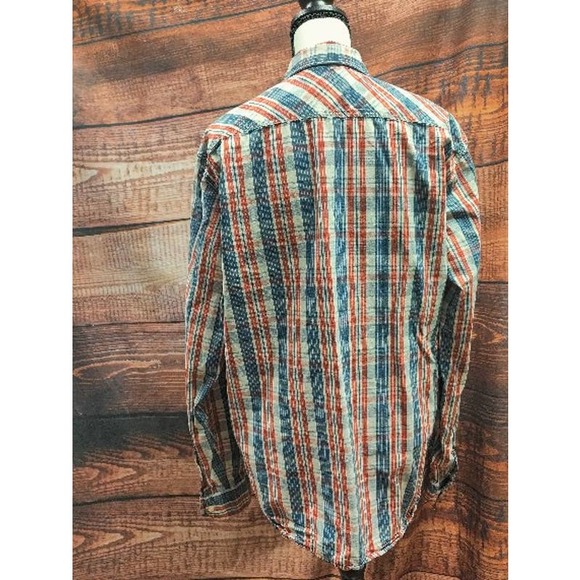 L.O.G.G button up shirt - Picture 3 of 4